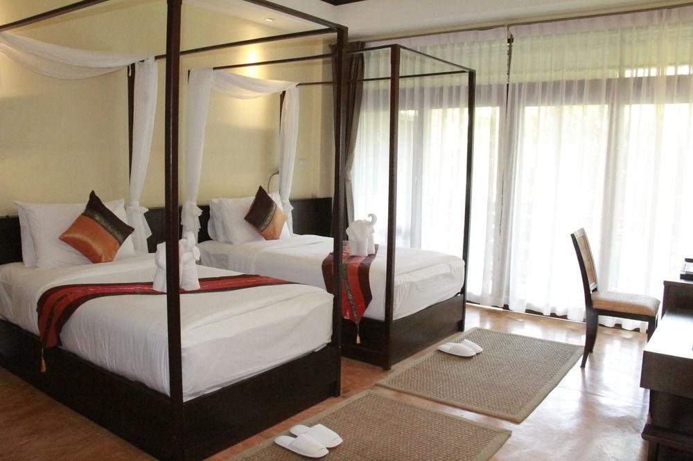 Ratchapruek Lanna Boutique Hotel Чиангмай Екстериор снимка