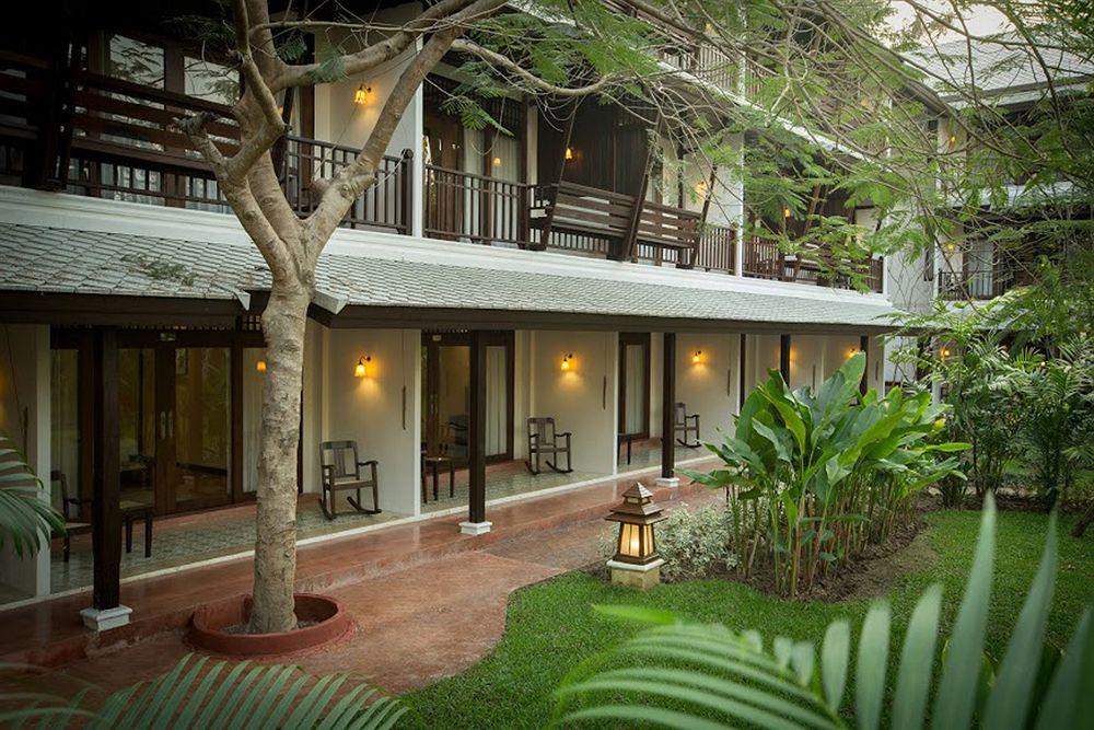 Ratchapruek Lanna Boutique Hotel Чиангмай Екстериор снимка