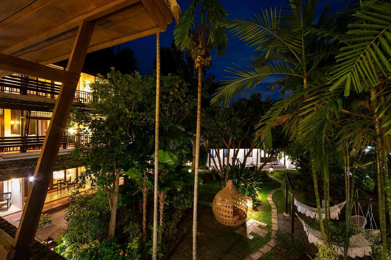Ratchapruek Lanna Boutique Hotel Чиангмай Екстериор снимка