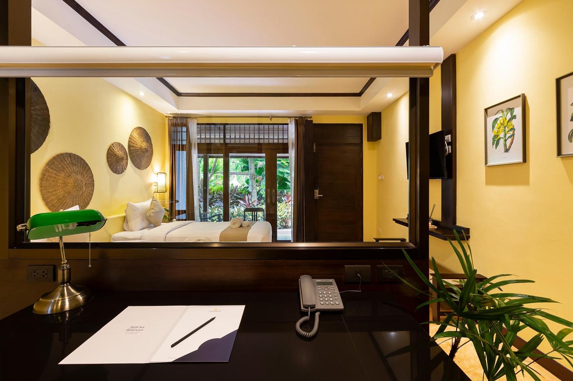Ratchapruek Lanna Boutique Hotel Чиангмай Стая снимка