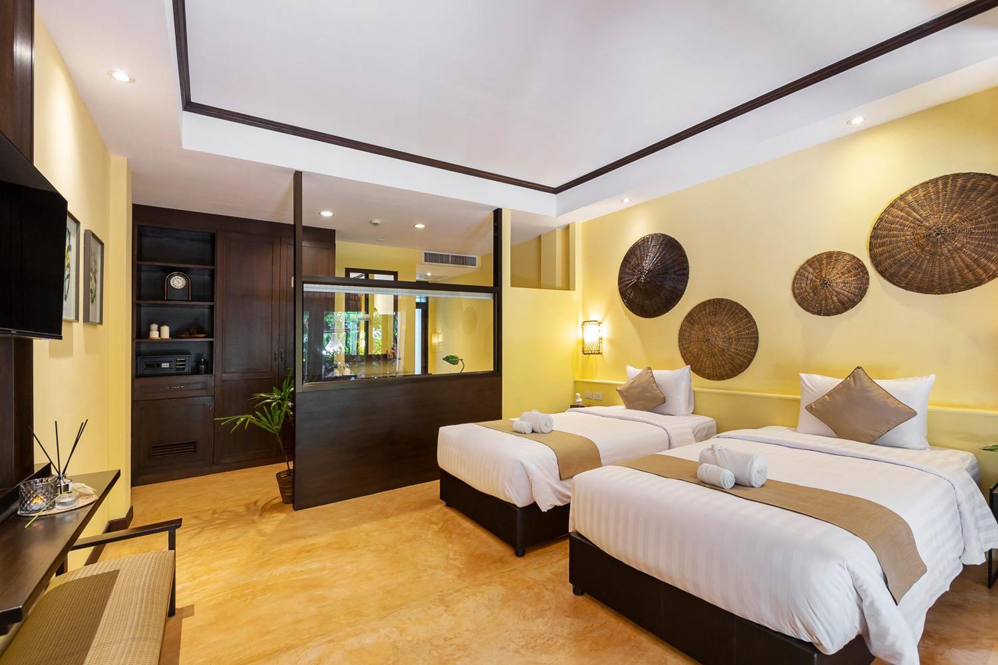 Ratchapruek Lanna Boutique Hotel Чиангмай Стая снимка